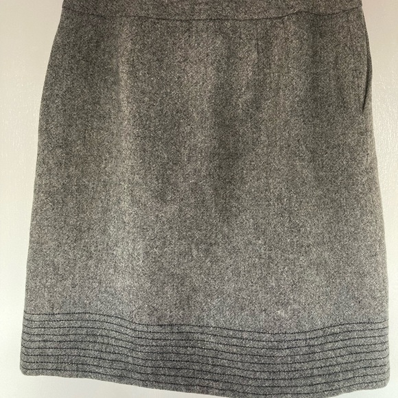 Ann Taylor tweed skirt - Picture 4 of 4